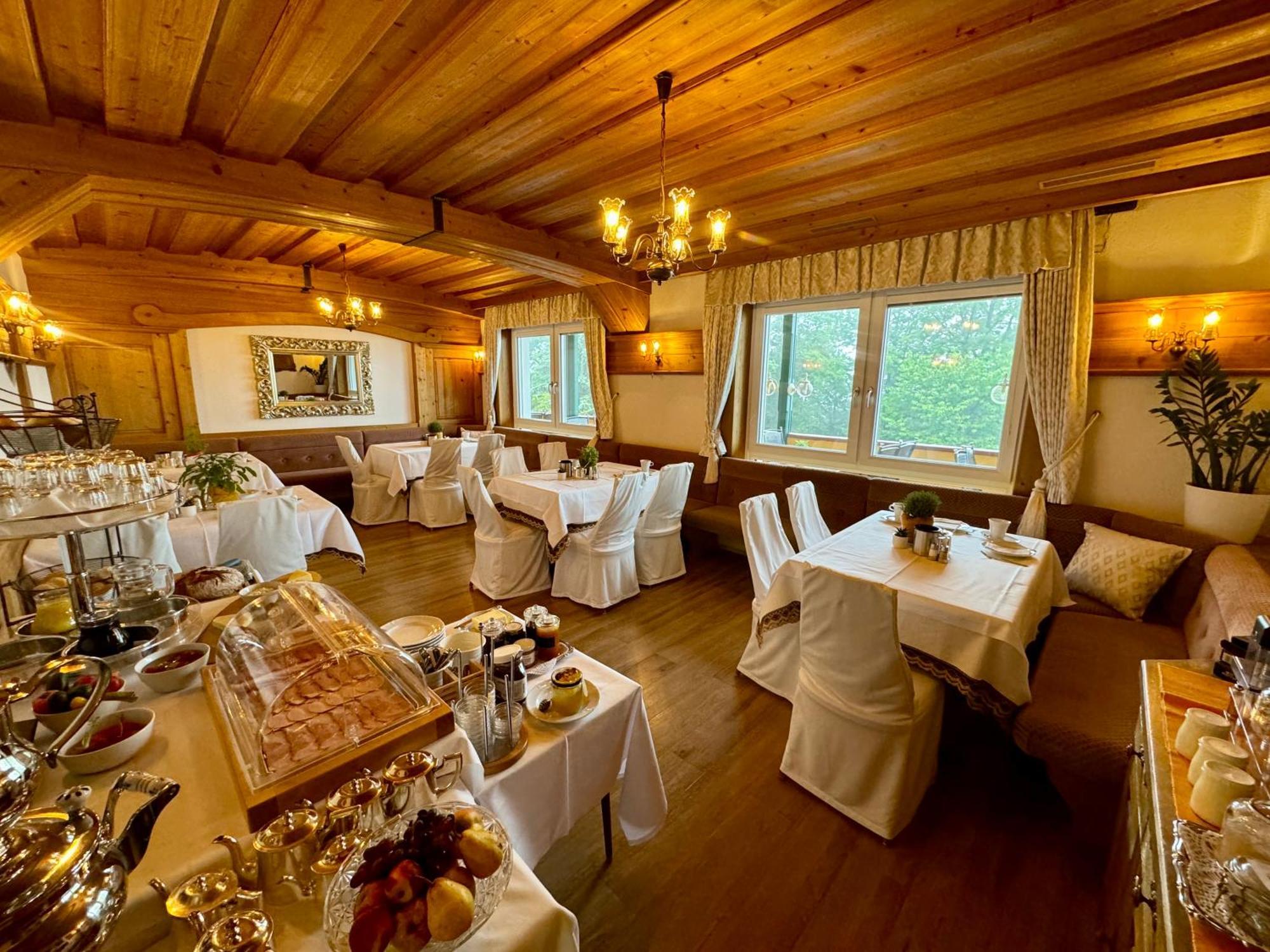 Panoramahotel Steirerland Kitzeck im Sausal Exteriör bild